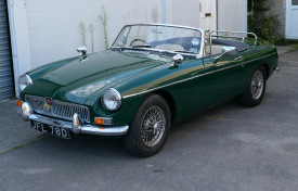 1966 MG B Roadster