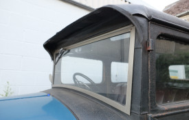  Austin 16 Fabric Saloon