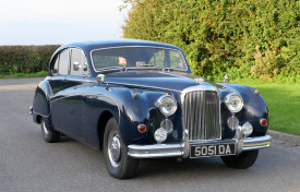 Jaguar Mk IX Saloon