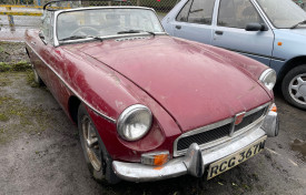 1973 MG B Roadster